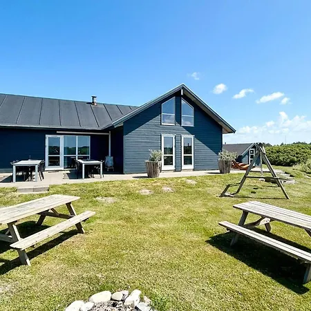Dom wakacyjny 4 Star In Harboore Harboør