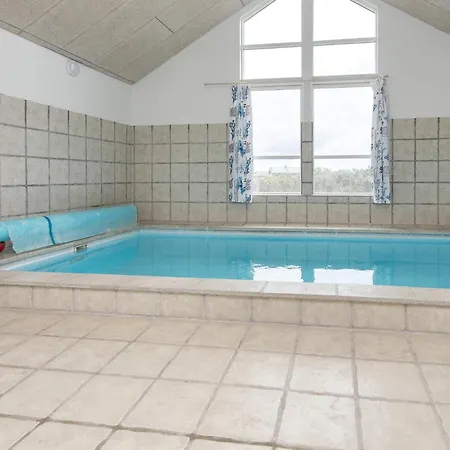 18 Person In Harboore Ferienhaus *